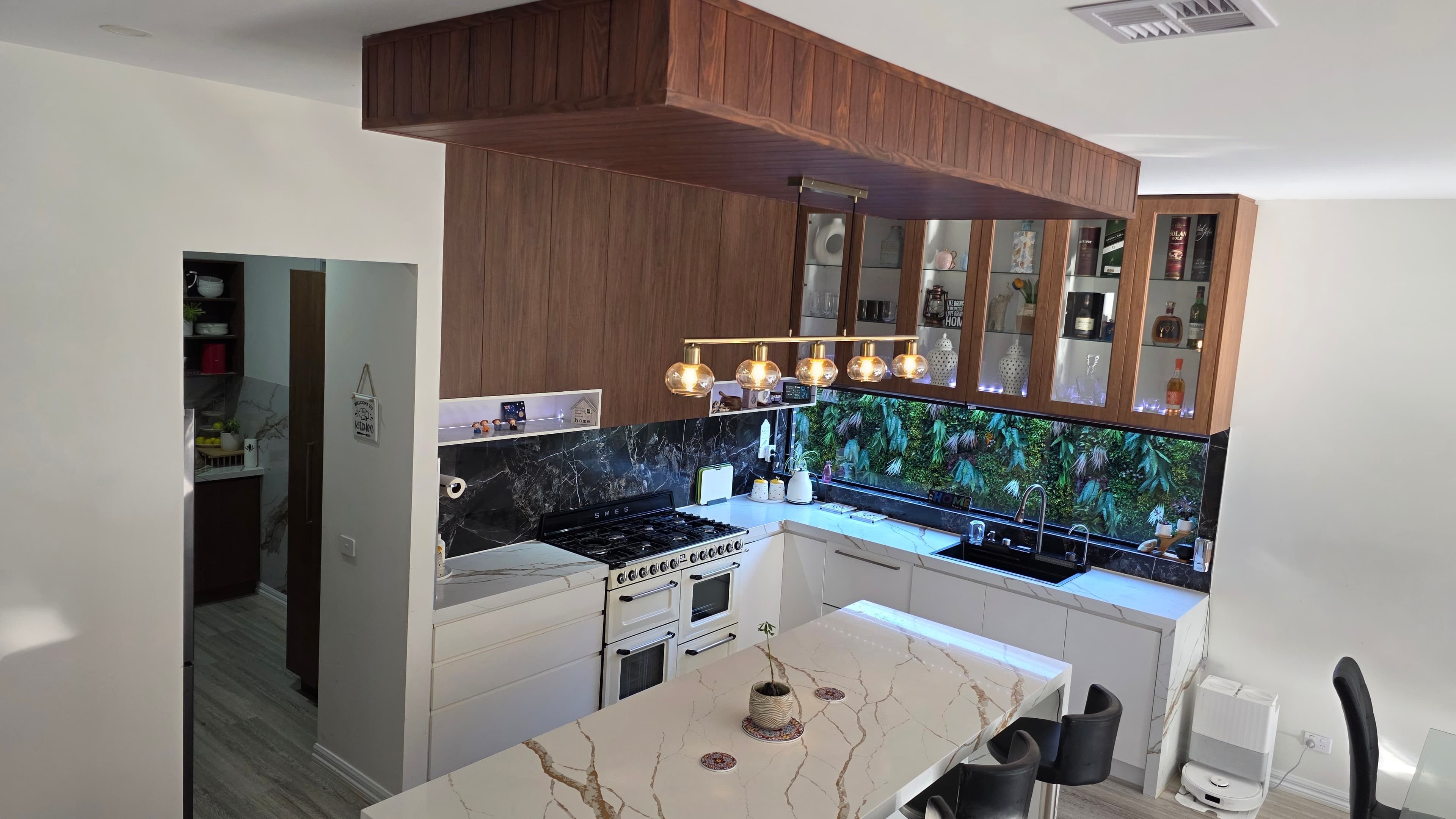 Spacious Kitchen Design